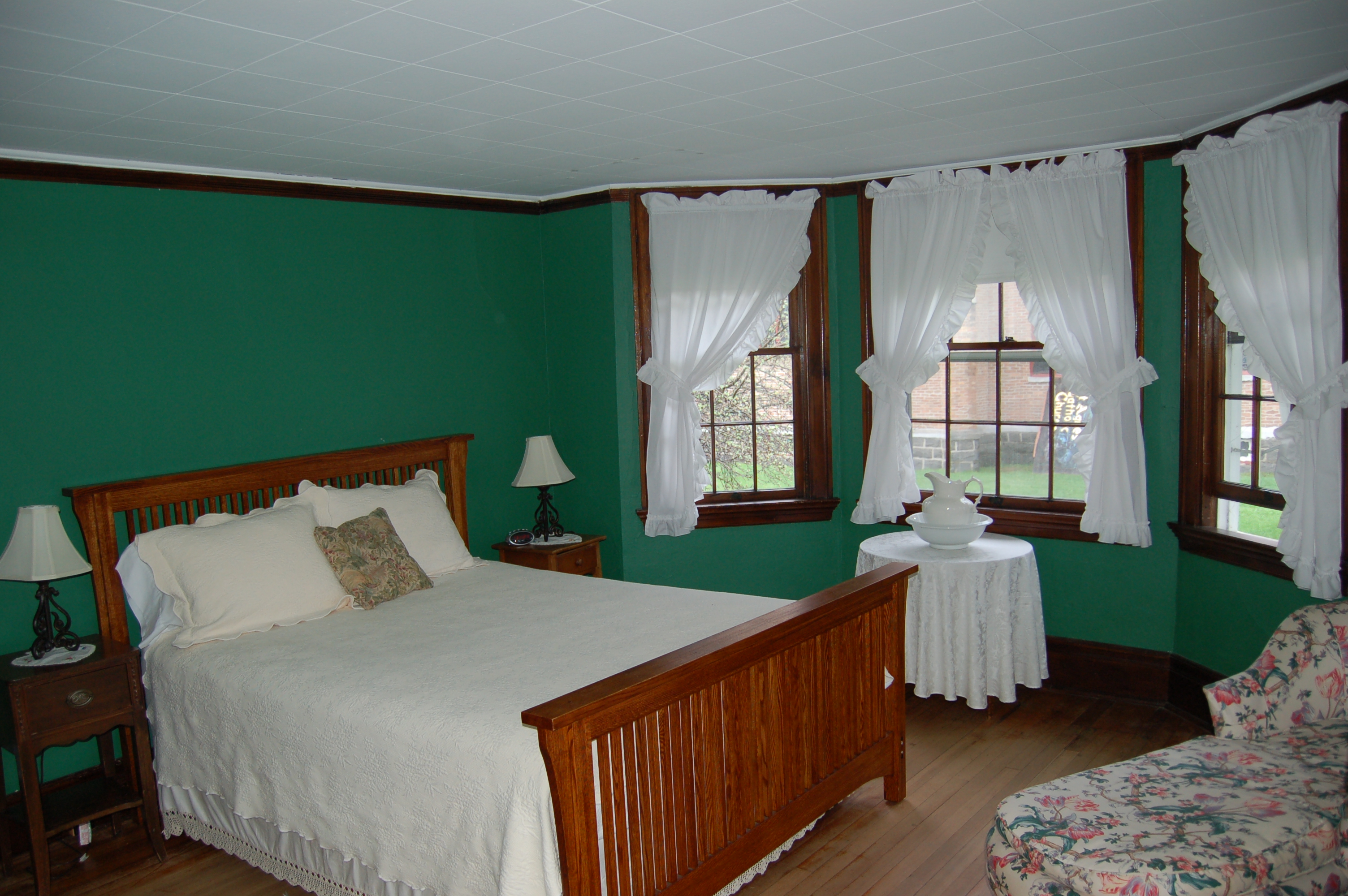 Huttlinger House - Green Room